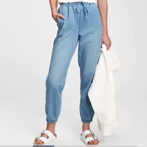 gap linen jogger  medium indigo Nwt size medium